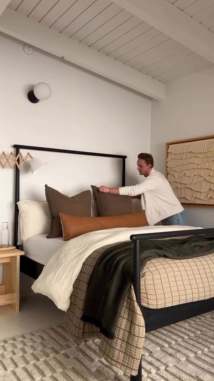 La Calle Alpaca Bed Blanket