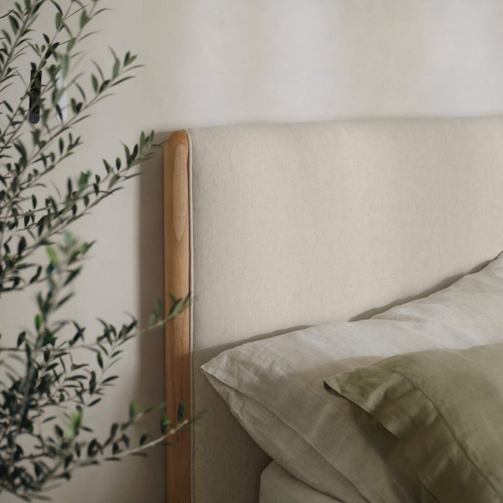 Laurel Bed with Low Footboard
