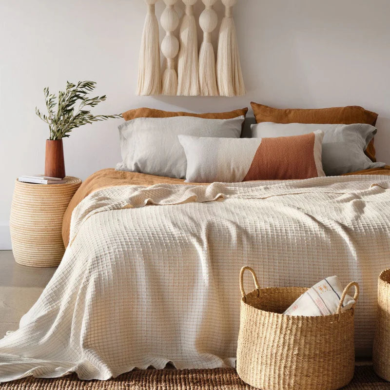 La Leña Luxe Alpaca Bed Blanket