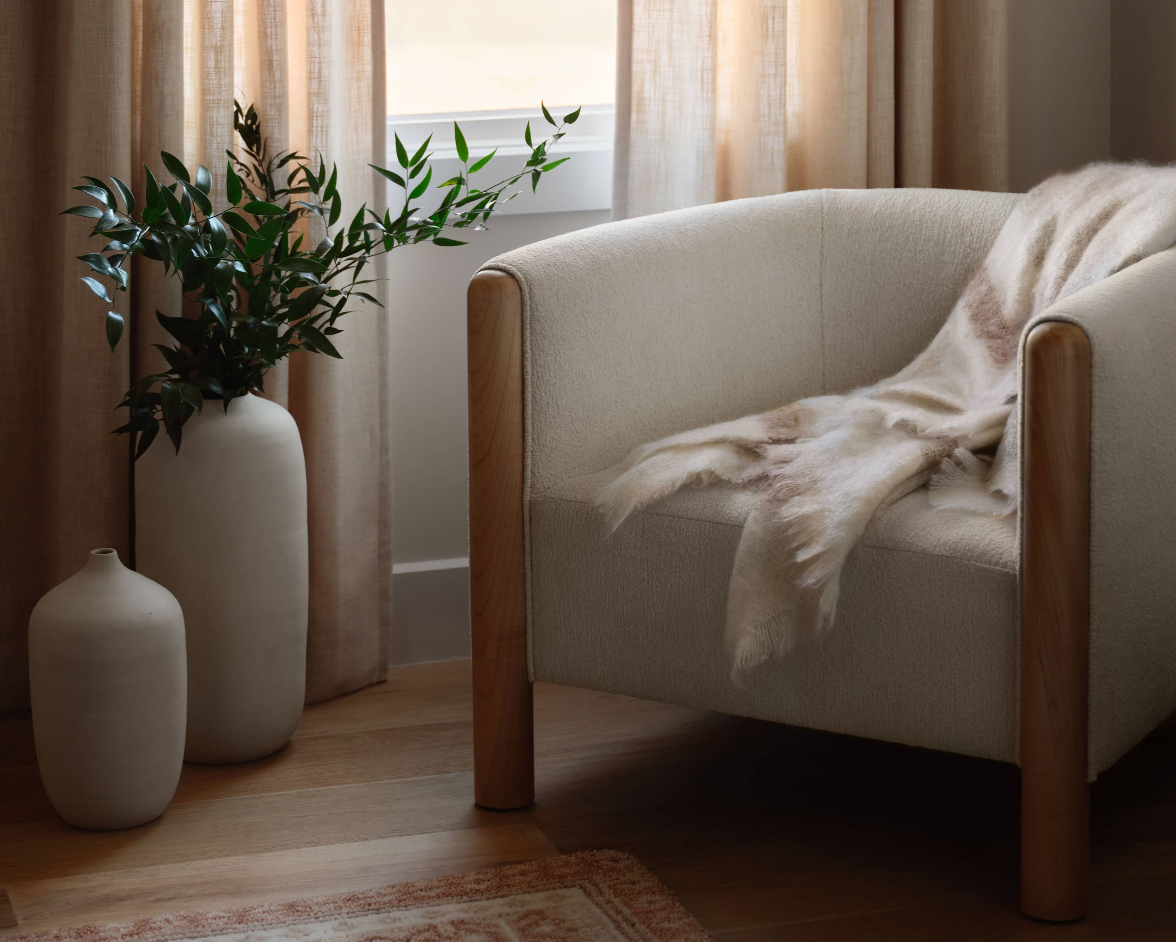 Laurel Armchair
